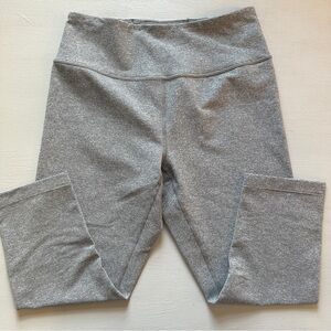 Core 10 Women's Cropped Grey Striped Leggings Size Medium
